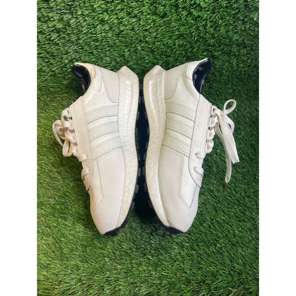 Adidas Retropy E5 Mens 9.5 White Leather Gold Boost Sneakers HQ4390 Low Top